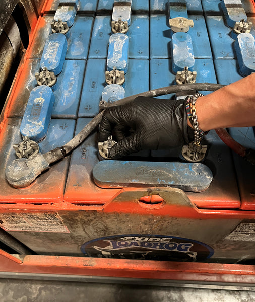 KingSeal UltraBlack PRO-3D Nitrile Exam Gloves, Raised Diamond Texture Grip, 8 MIL, Powder-Free, 8 Mil, Chemo & Fentanyl Tested